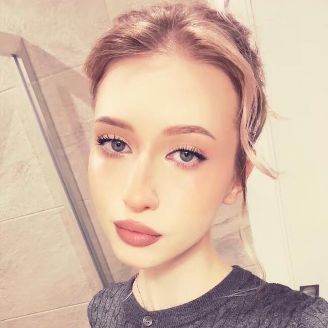 Babysitter a Milano: Ninel