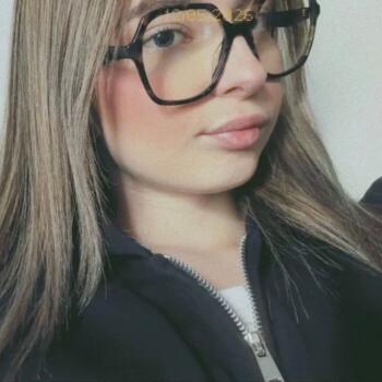 Baby-sitter Haillicourt: Justine