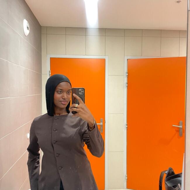 Babysitter in Toulouse: Khadidja