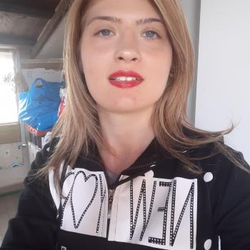 Babysitter a Aprilia: Sara