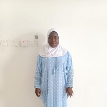 Nanny in Muscat: Yetunde