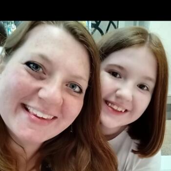 Babysitting job in Lockport (New York): babysitting job Sara