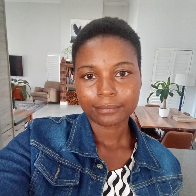 Babysitter in Cape Town: Yeukai