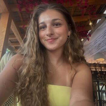 Babysitter in Horsens: Ema