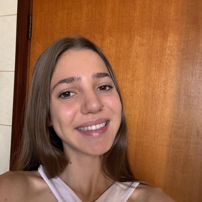 Babysitter in Ribeirão Preto: Isabel