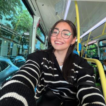 Babysitter in Madrid: Daira Naara