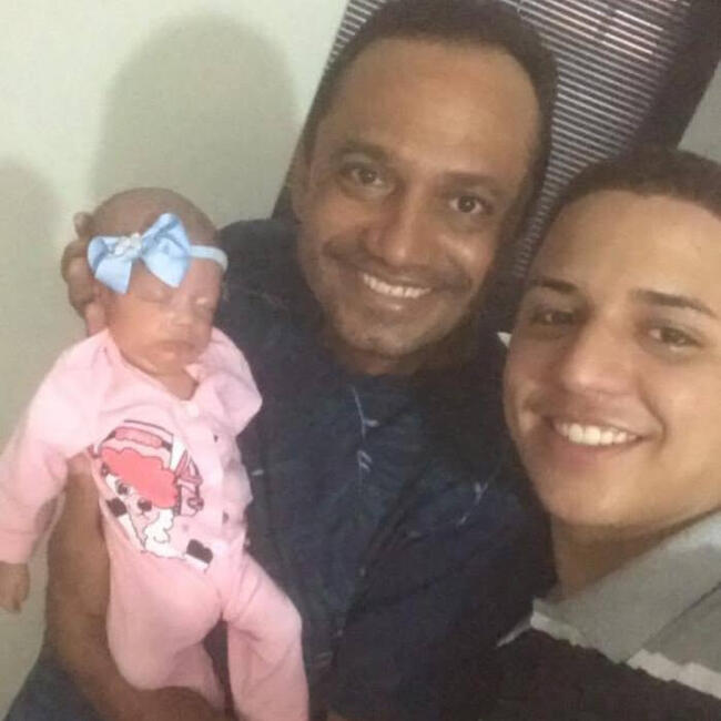 Babysitting job in Araçatuba: Johnny