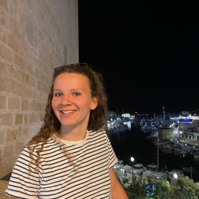 Babysitter in Basse-Goulaine: Lily-Rose