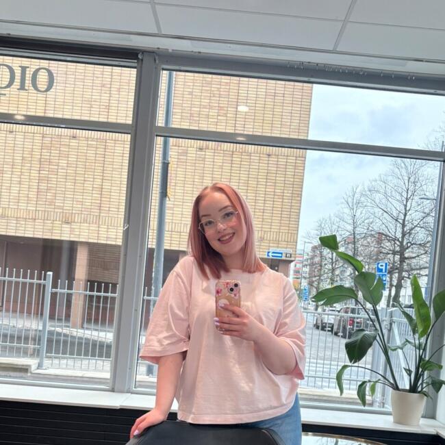 Lastenhoitaja Tampere: Saana
