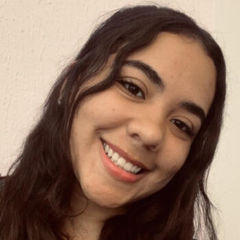 Babá Sertãozinho: Carol Belan