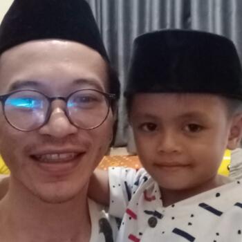 Lowongan pekerjaan babysitting di Garut (Kabupaten Garut): lowongan pekerjaan babysitter Asep Rizqi