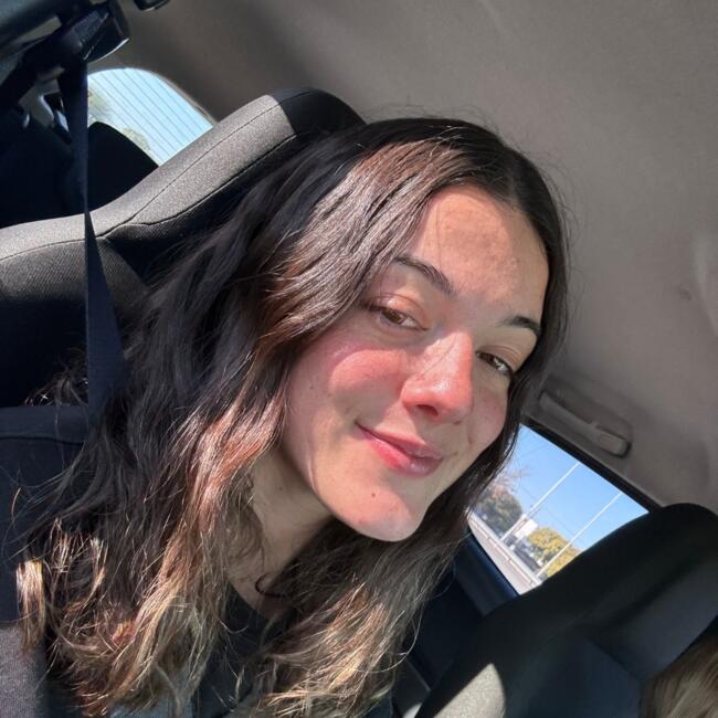 Babysitter in Sydney: Olivia