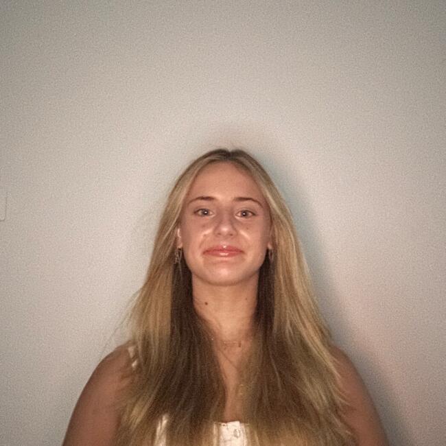 Babysitter in Sydney: Juliette