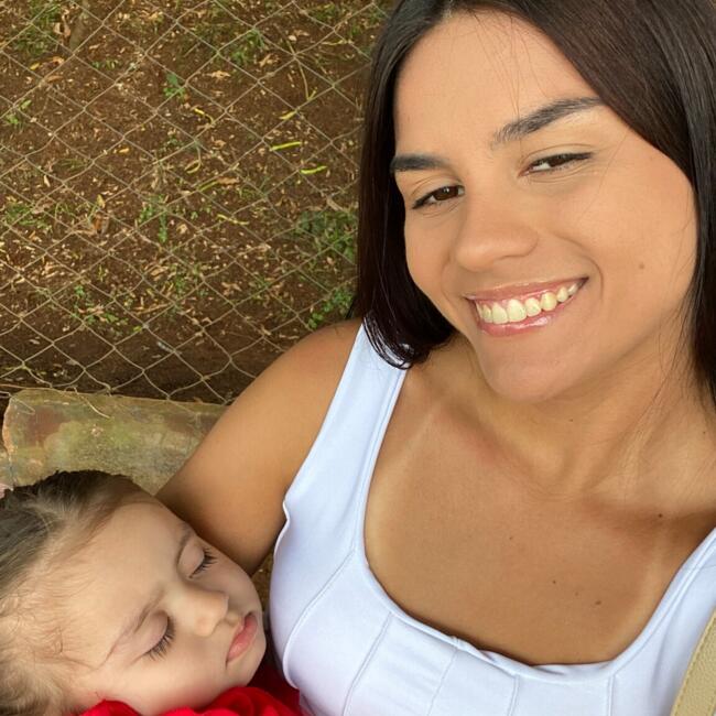 Babá em Novo Hamburgo: Julia