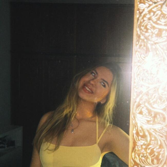 Babá em Lages: Ana Carolina