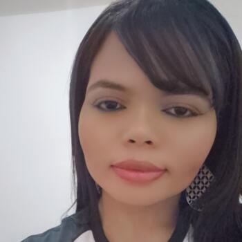Babysitter Embu das Artes: Valdiclecia