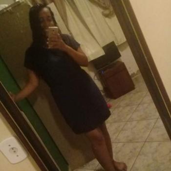 Babysitter Vila Velha: Ingrid