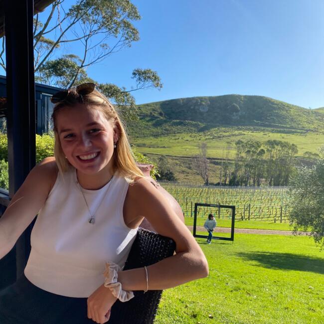 Babysitter in Cheltenham: Teya