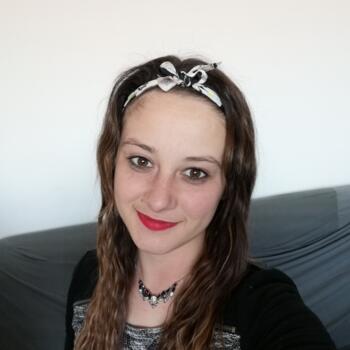 Babysitter in Albigny-sur-Saône: Océane