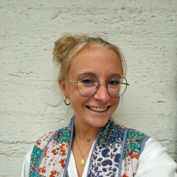 Babysitter in Doornik: Charlotte