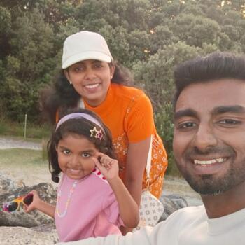Babysitting job in Auckland: babysitting job Gayathri devi