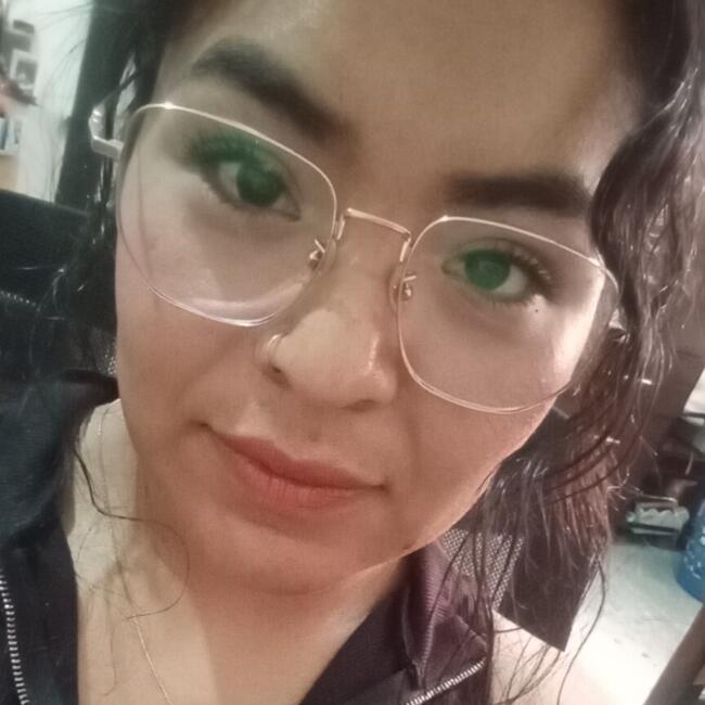 Babysitter in Santa María Chimalhuacán: MARÍA DE LOS ÁNGELES