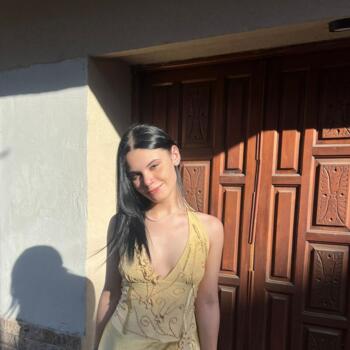 Canguro en Castelldefels: Nicole