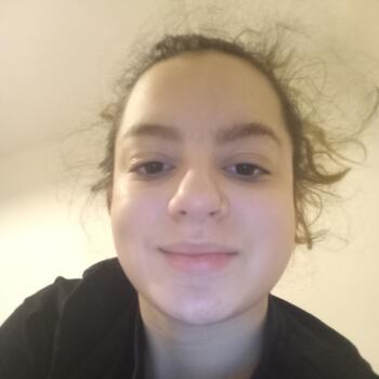 Babysitter in Évreux: Julie