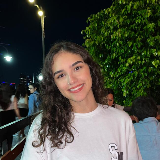 Babysitter in Buenos Aires: Emanuelle