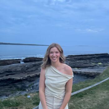 Babysitter in Barna: Alannah