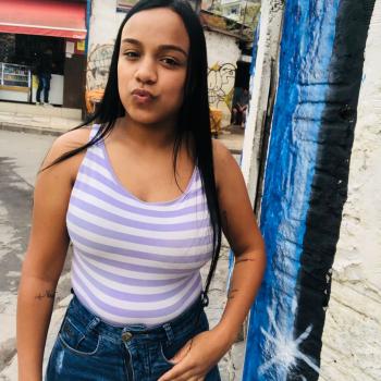 Emprego de babá em São Paulo: emprego de babá Larissa