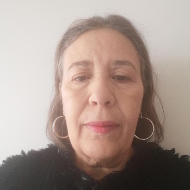 Babysitter in Paris: Louisa Bensadia LOUISA