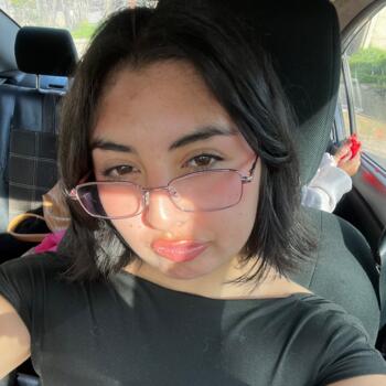比尼亚德尔马的保母职缺: 保母职缺 Mikaela
