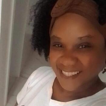 Babá Nilópolis: Michele