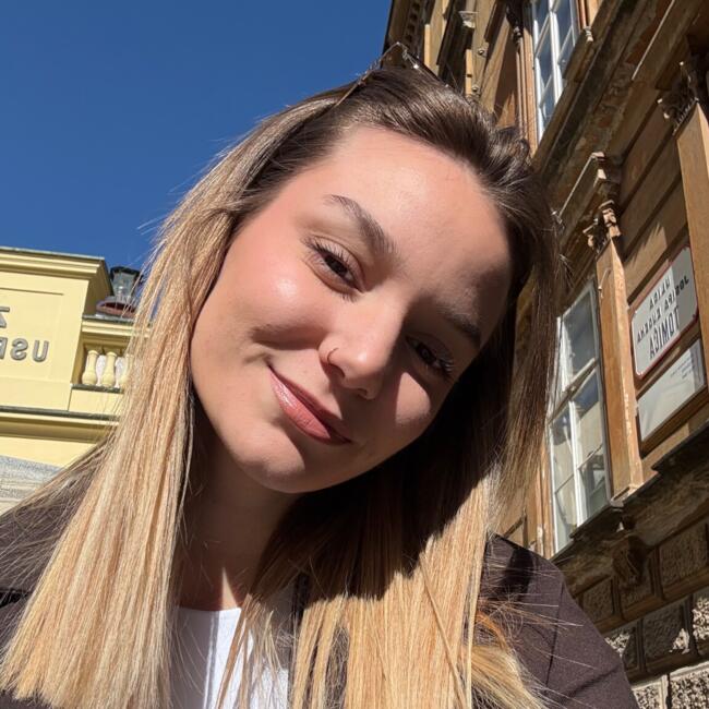 Babysitter in Zagreb: Lucija