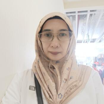 Babysitter in Shah Alam: Amalia