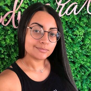 Babysitter in São Lourenço: Jade