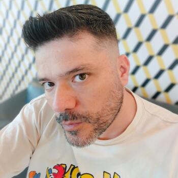 Padre/madre Heredia: Ing. Andrés