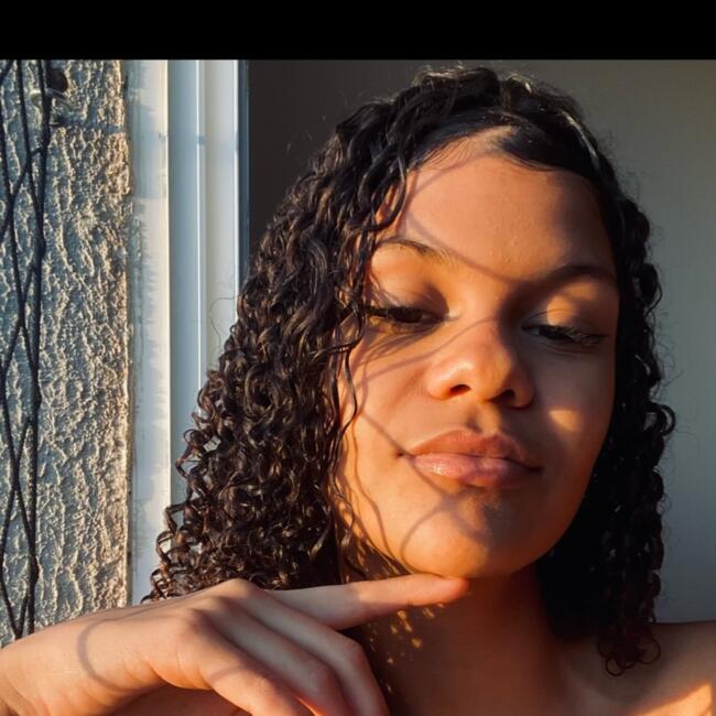 Babysitter in Patos de Minas: Geovanna