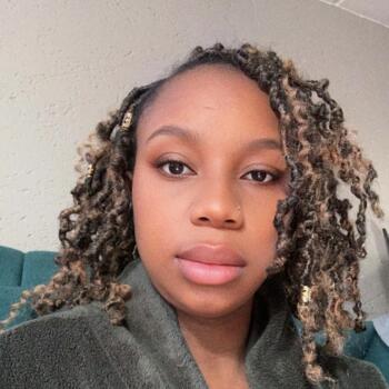 Babysitting job in Randburg: babysitting job Millicent