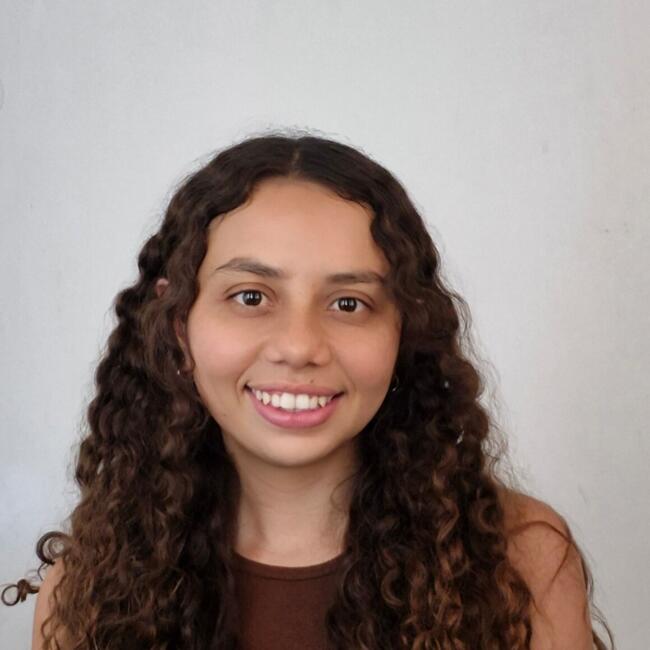 Babysitter in Jales: Ana