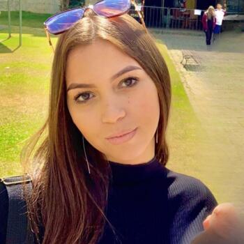 Babysitter in Maricá: Vitória