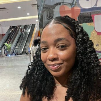 Babá Nova Iguaçu: Thais Castro