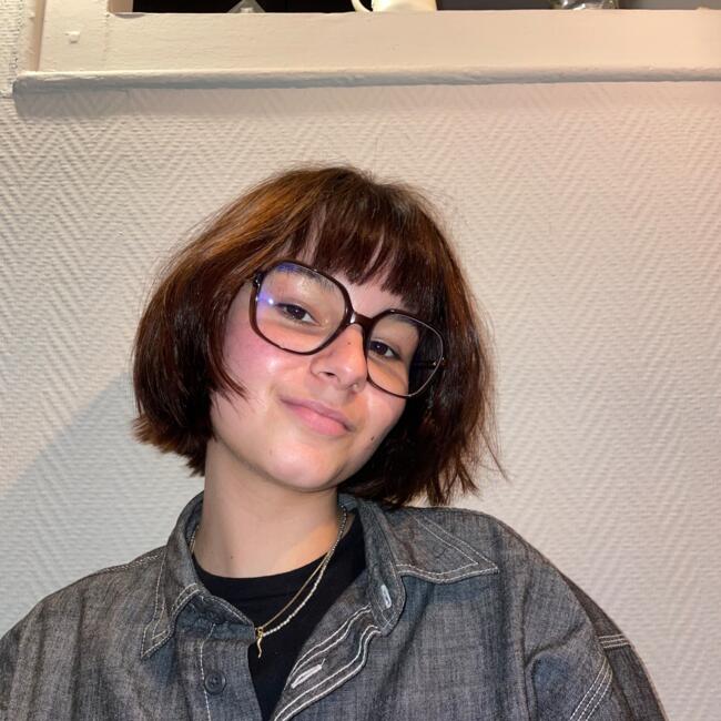 Babysitter in Brussels: Clara