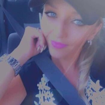 Babysitter Λευκωσία: Iva