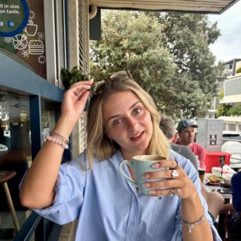 Babysitter in Sheffield: Grace