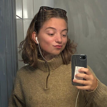 Babysitter in Jönköping: Louise