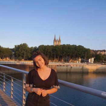Baby-sitter in Angers: Léa