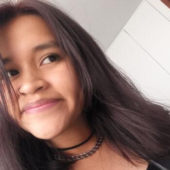 Babysitter in Quito: Vanessa