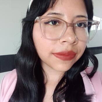 Babysitter in Huacho: Lilia Sara